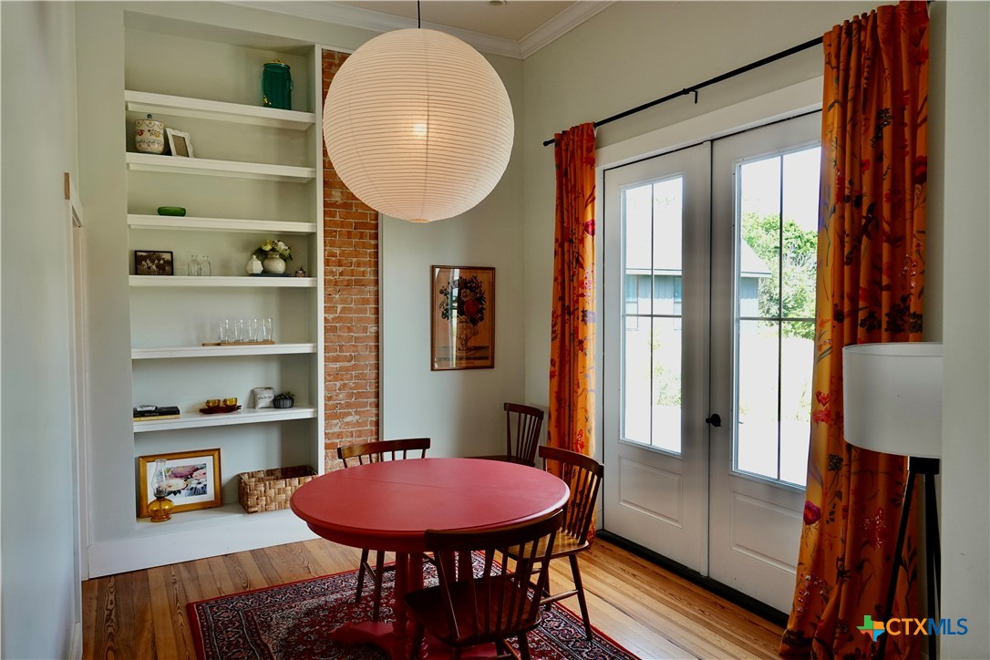 main property photo 12