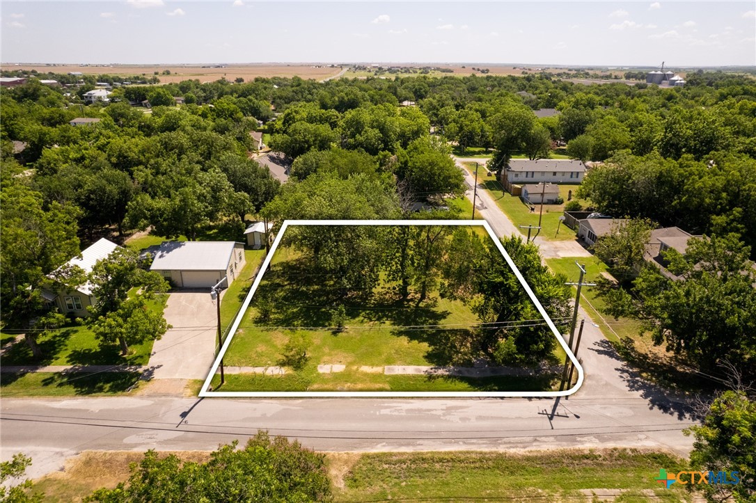 main property photo 10