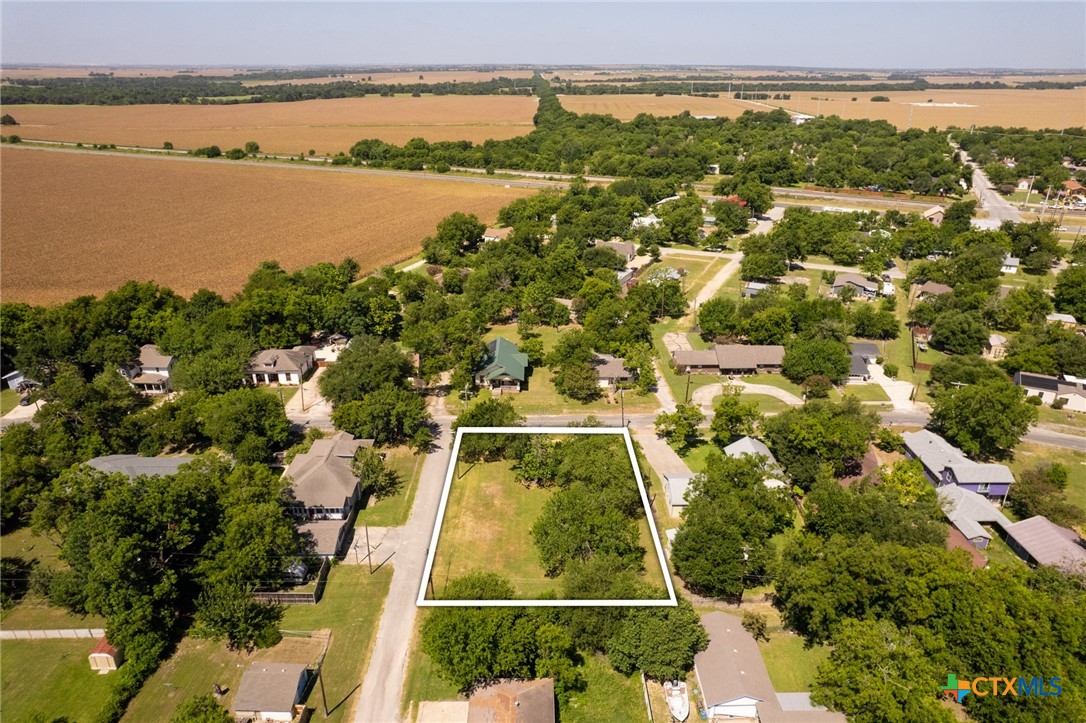 main property photo 12