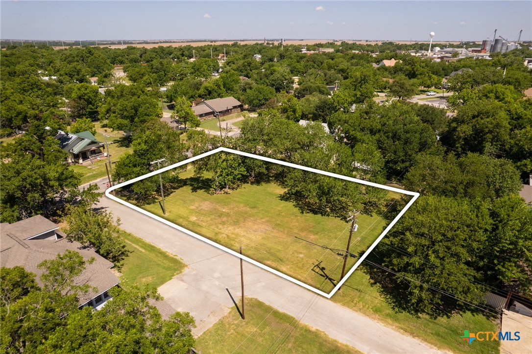 main property photo 6