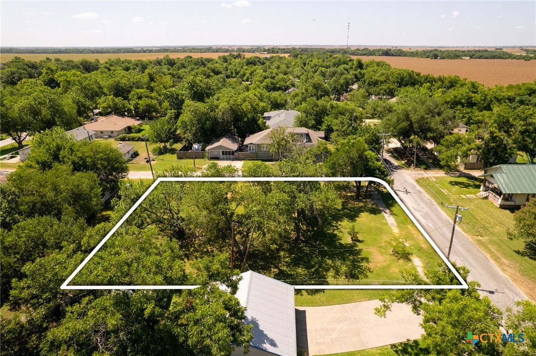 main property photo 9