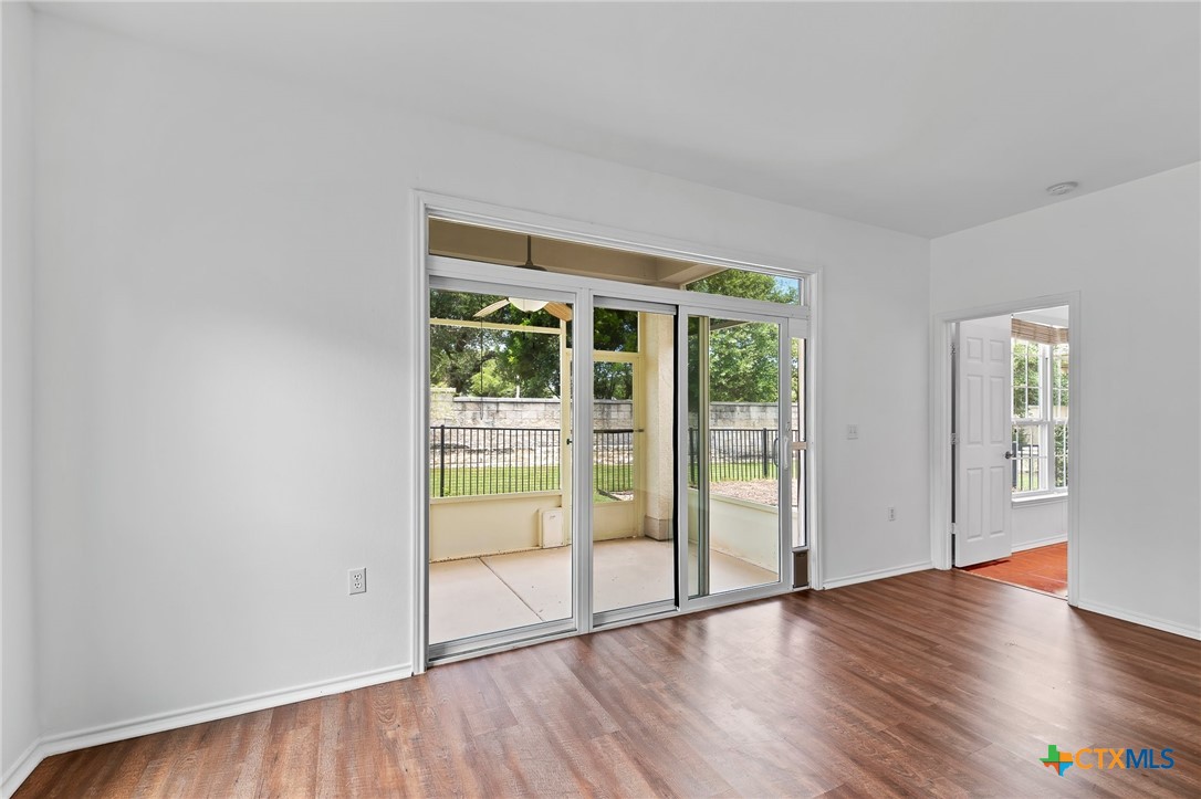 main property photo 27