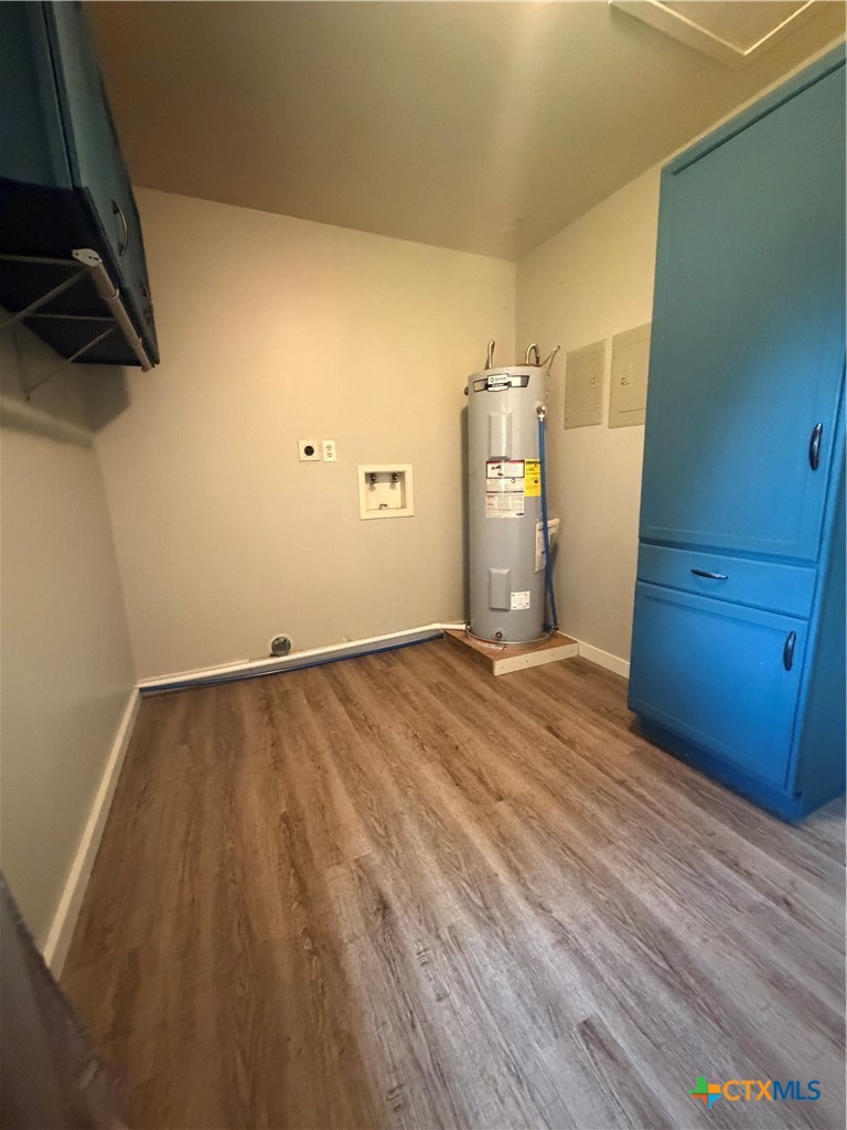 main property photo 11