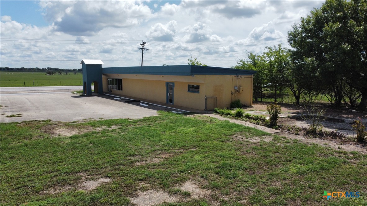 main property photo 10