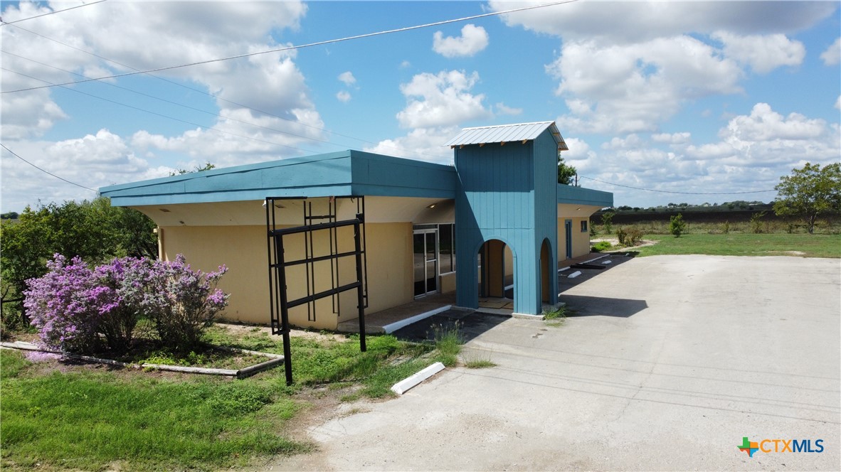 main property photo 4