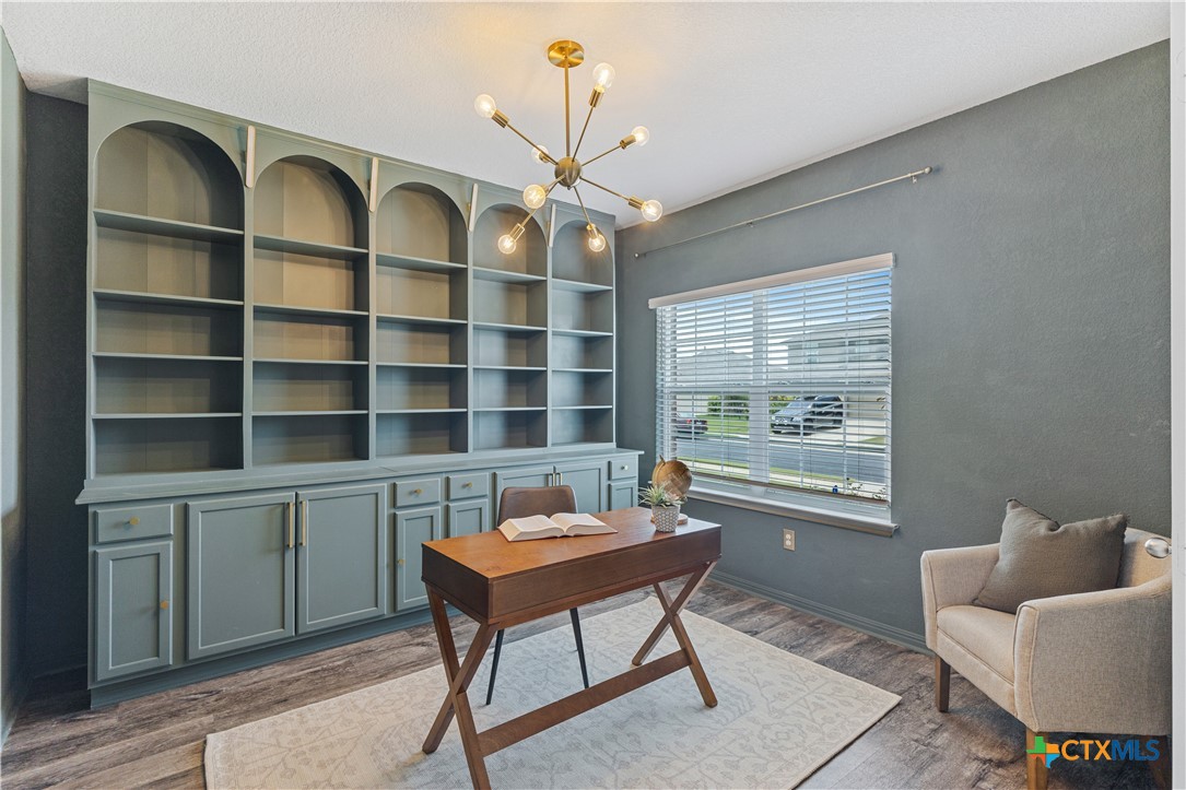 main property photo 18