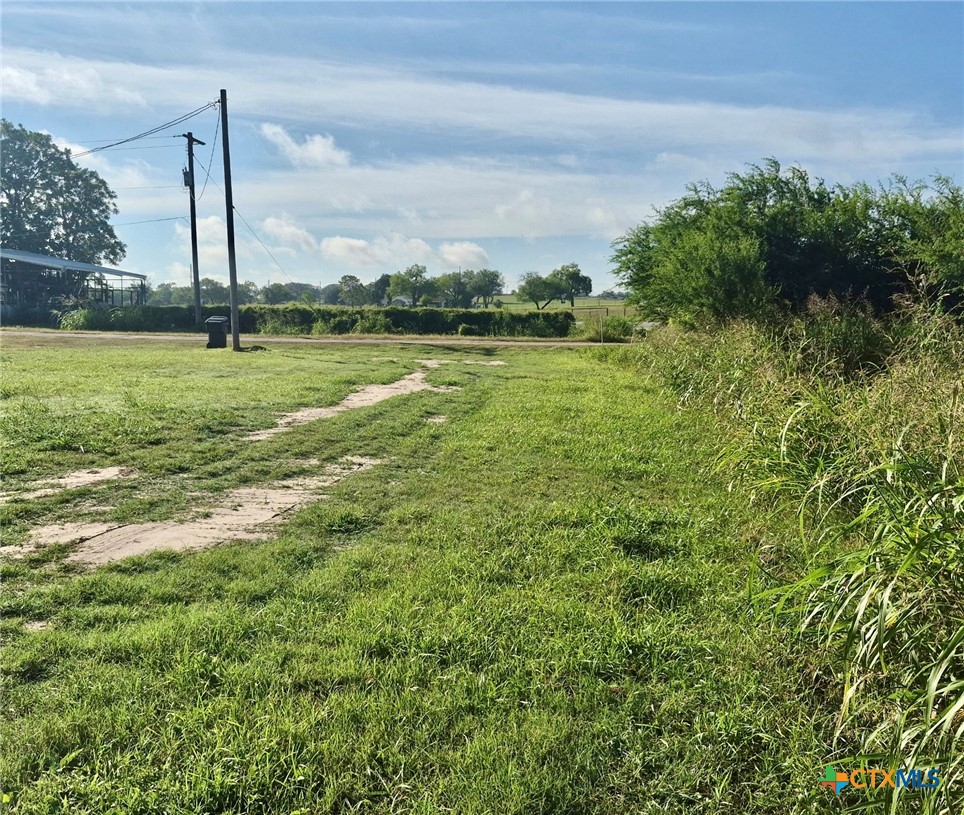 main property photo 8