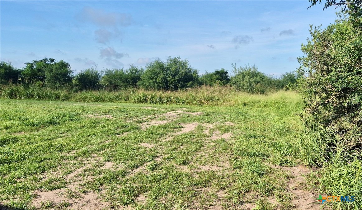 main property photo 9