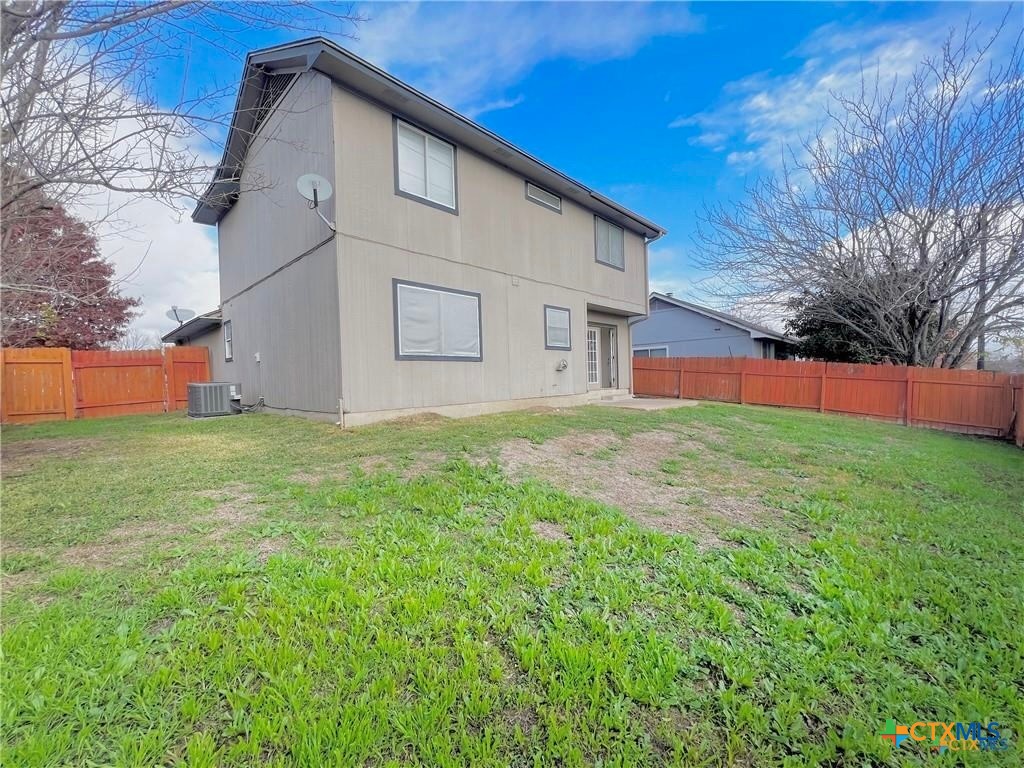 main property photo 17