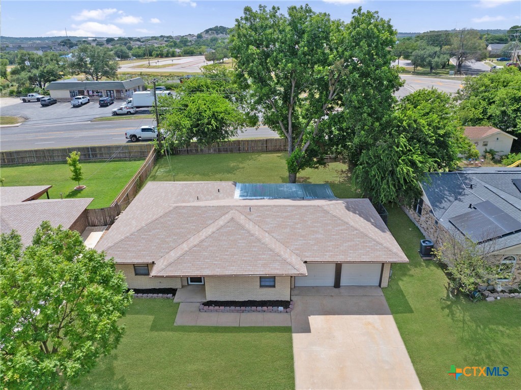 main property photo 25