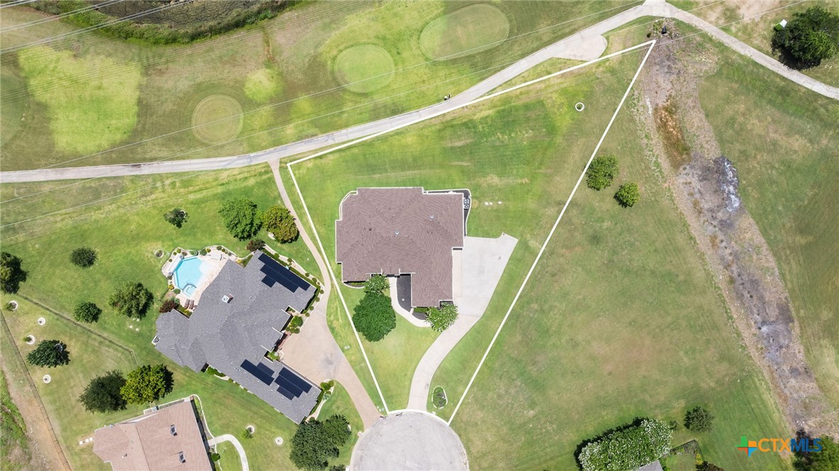 main property photo 45