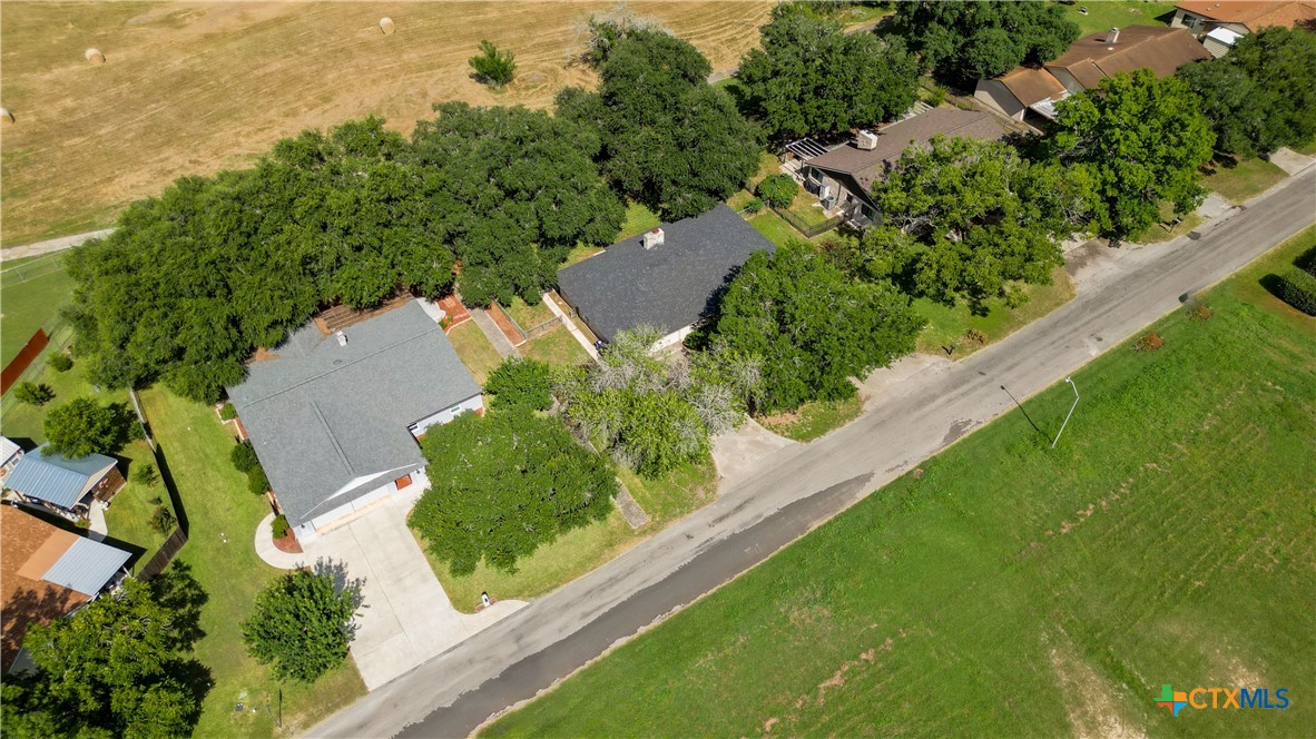main property photo 17