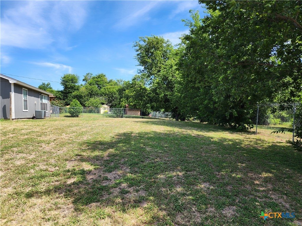 main property photo 25