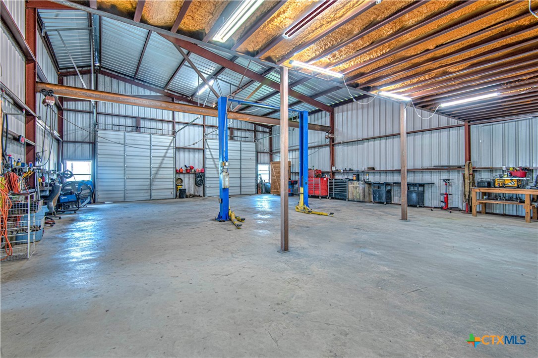 main property photo 30