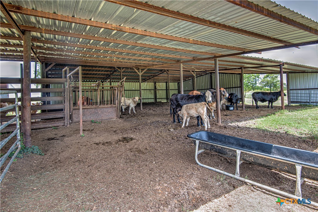 main property photo 37