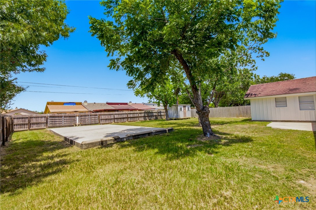 main property photo 23