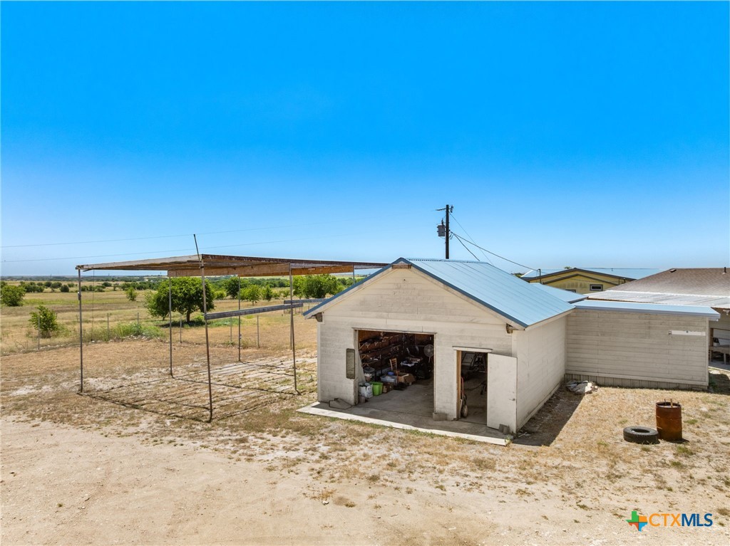 main property photo 32