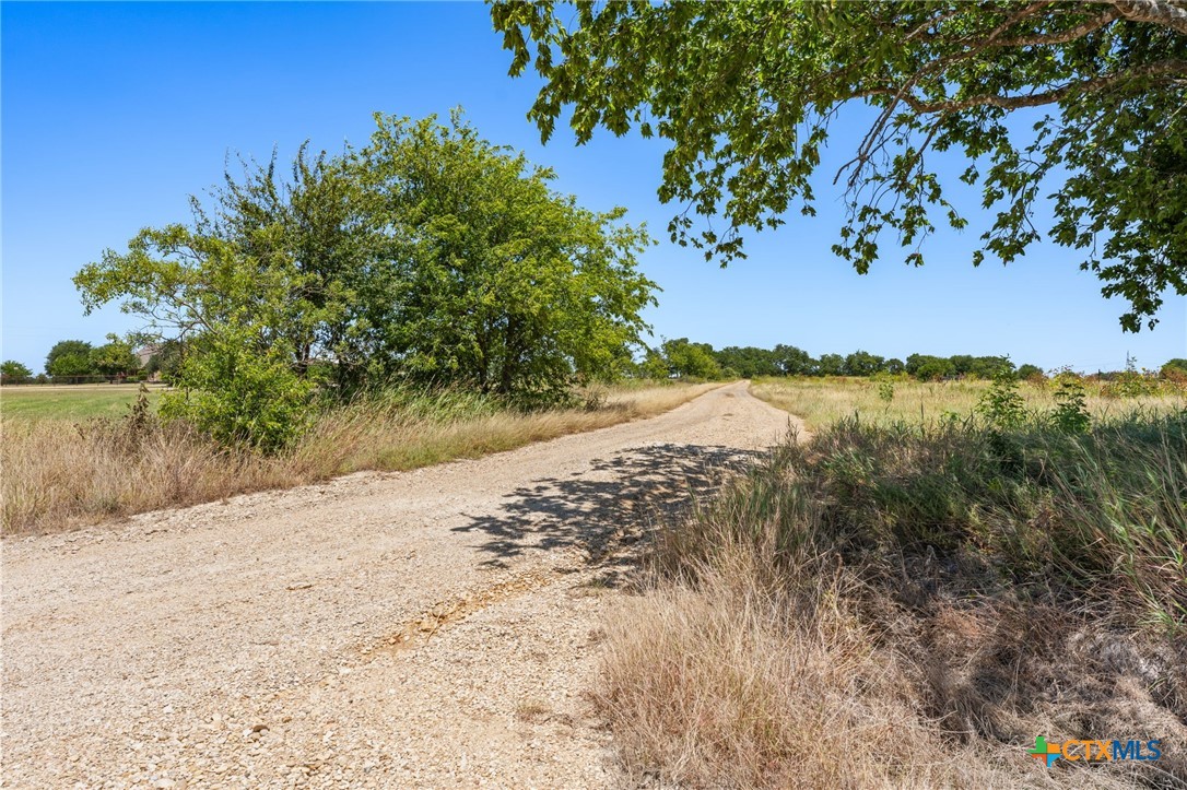 main property photo 40