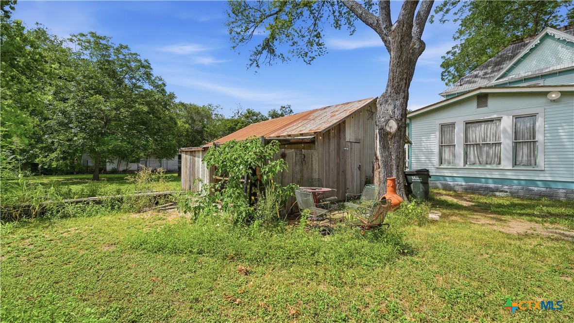 main property photo 38