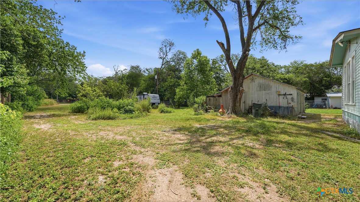 main property photo 39