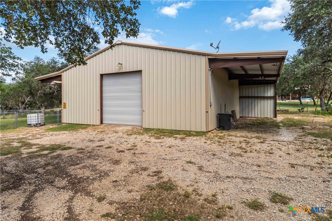 main property photo 33
