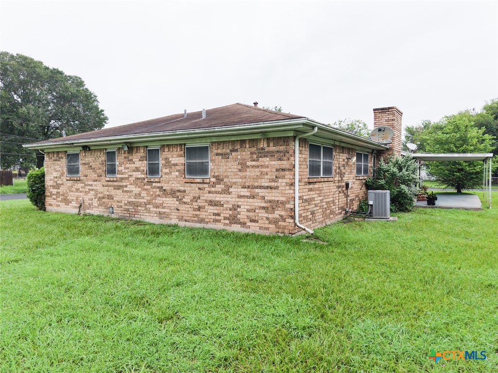 main property photo 23