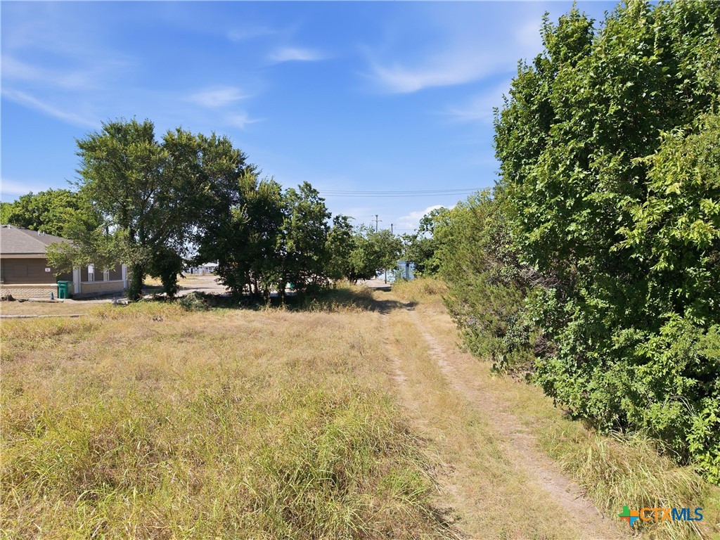 main property photo 8