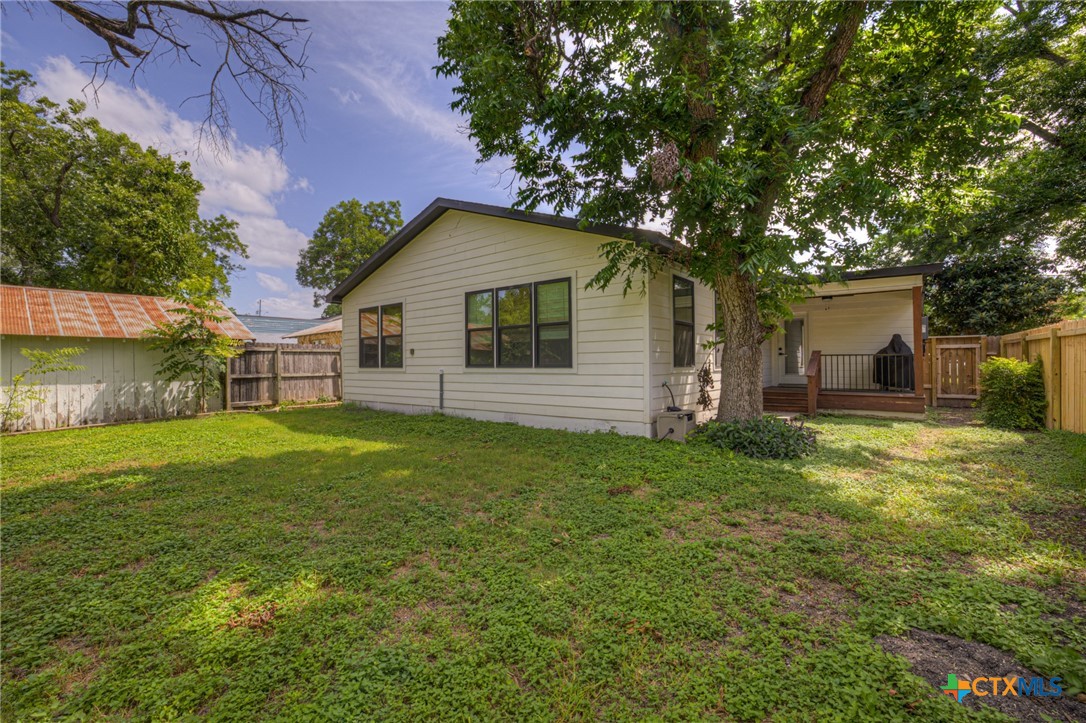 main property photo 39