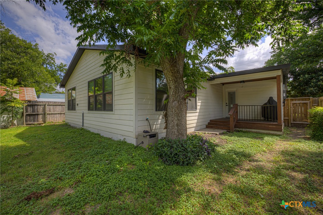 main property photo 41