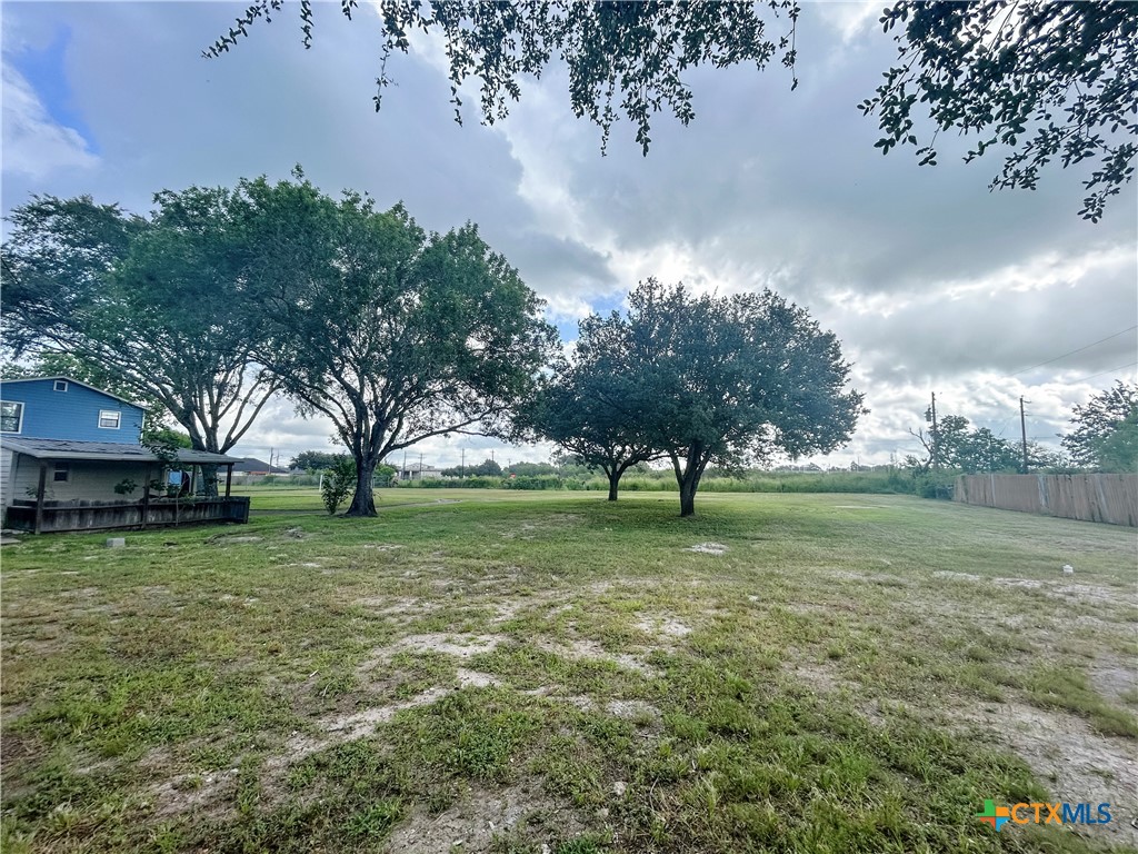 main property photo 6