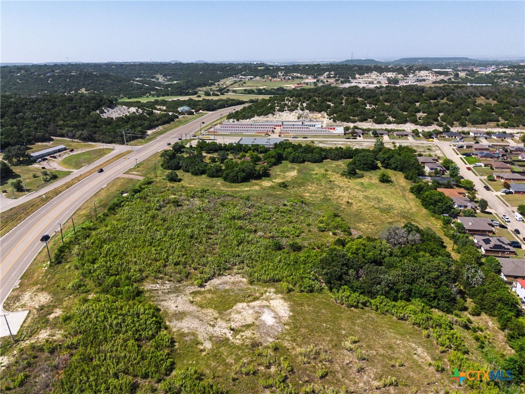 main property photo 10