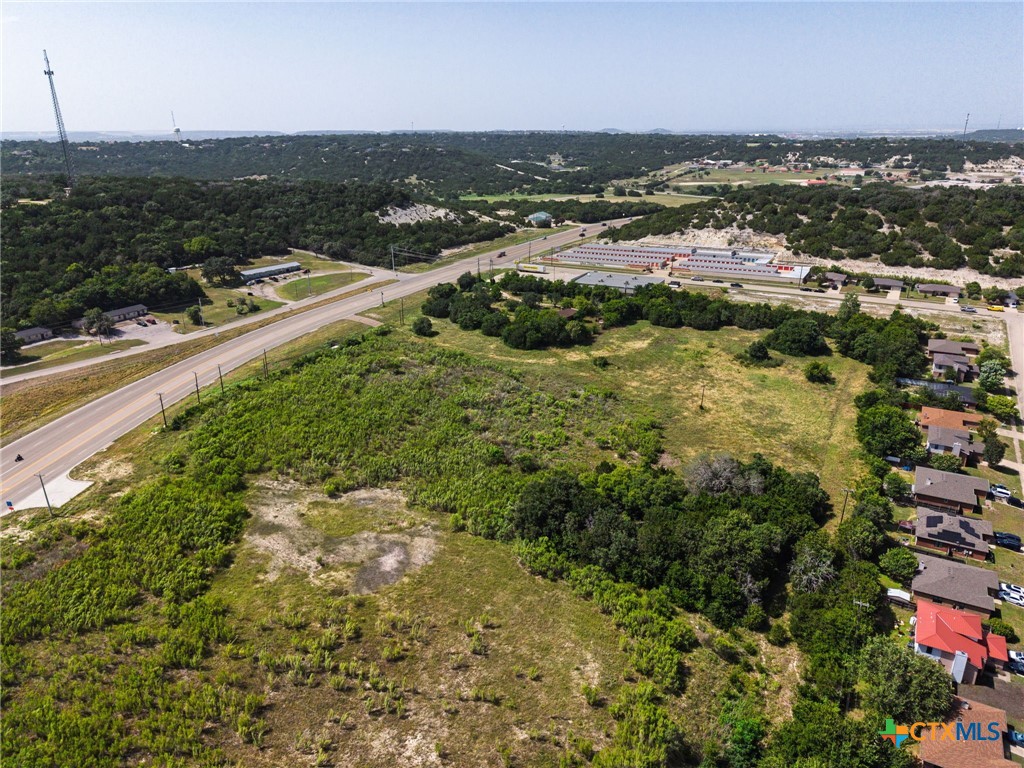 main property photo 11