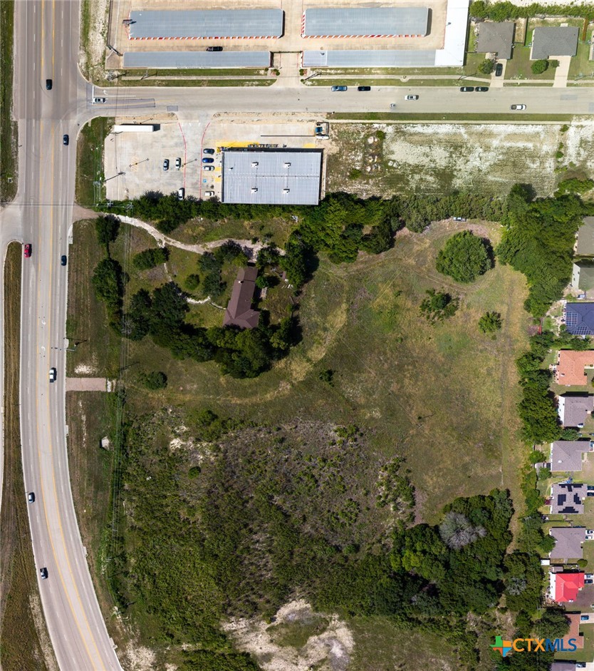 main property photo 19