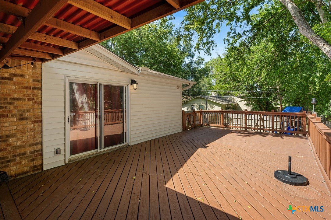 main property photo 12