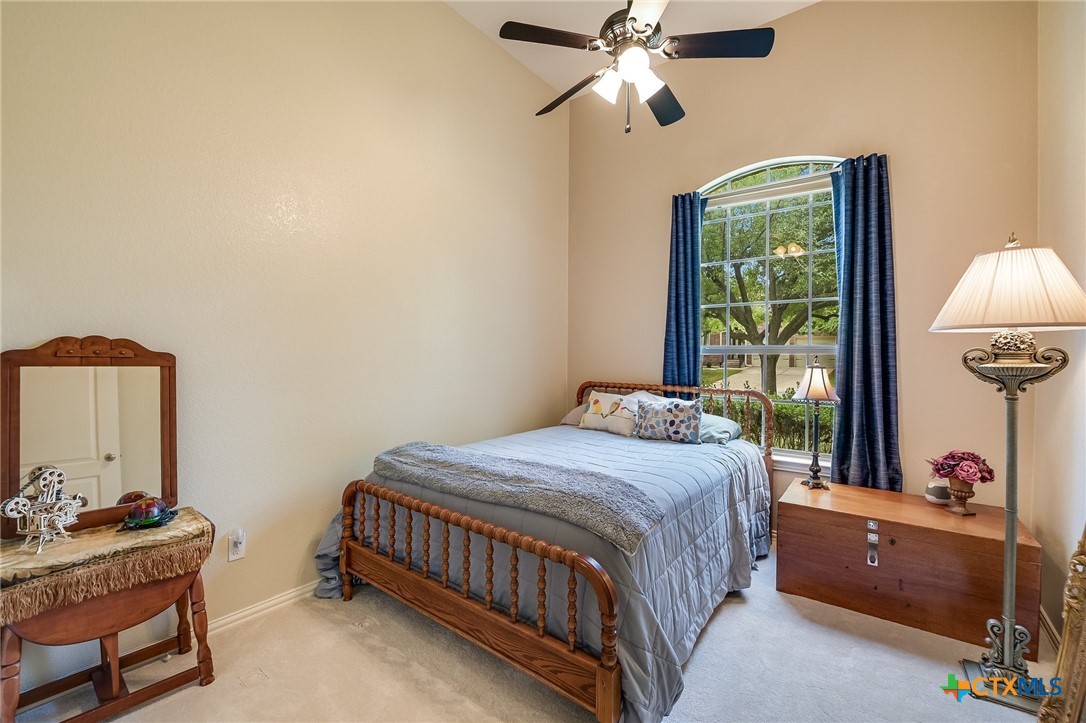 main property photo 13