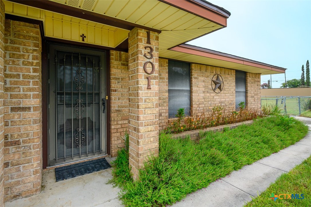 main property photo 25