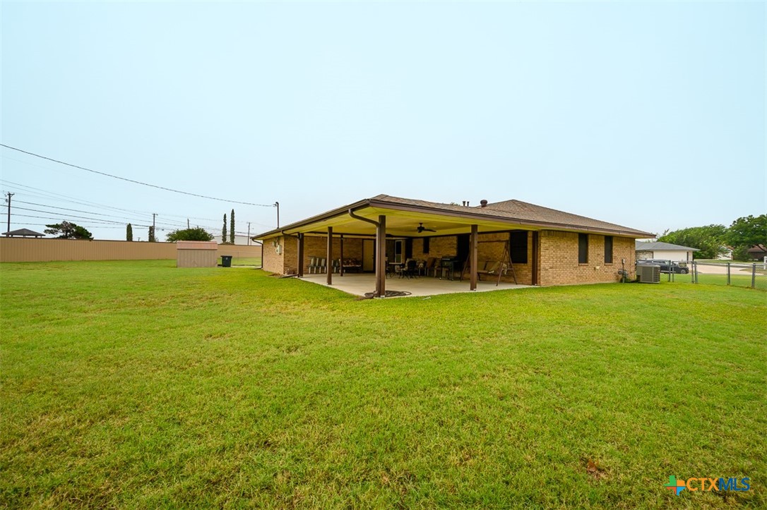 main property photo 29