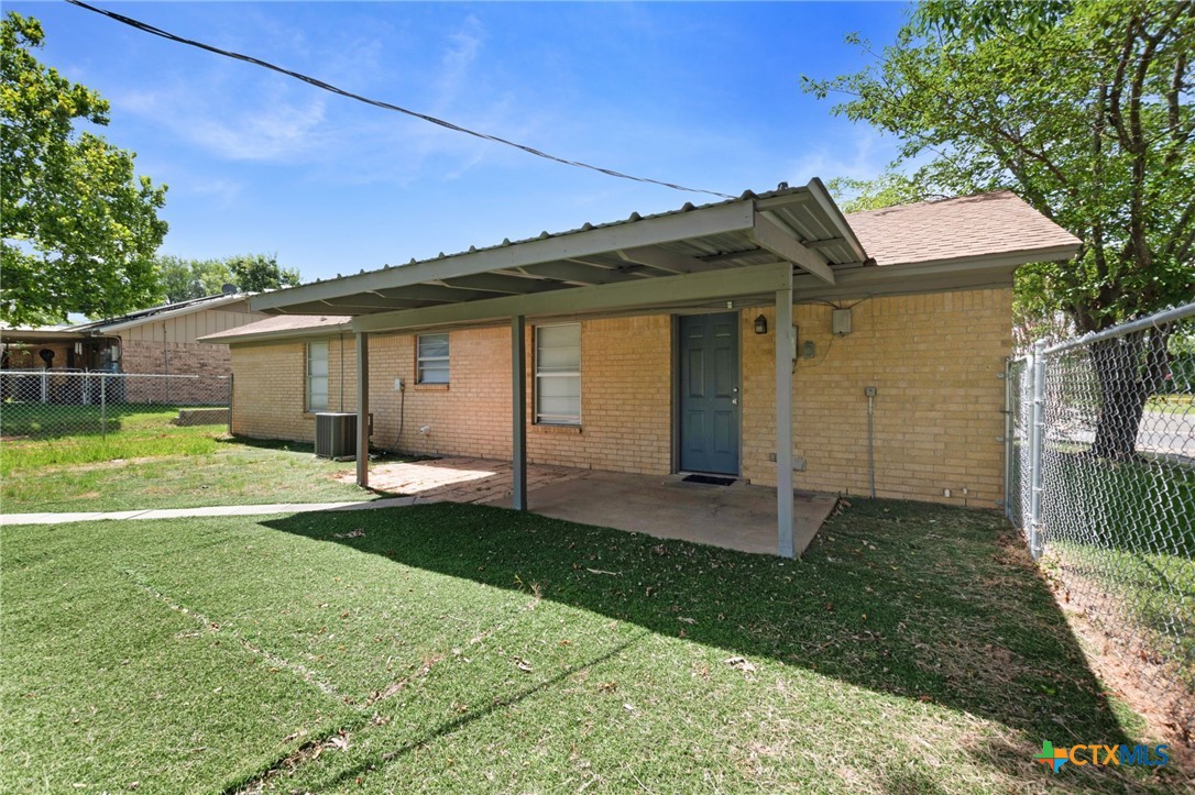 main property photo 17