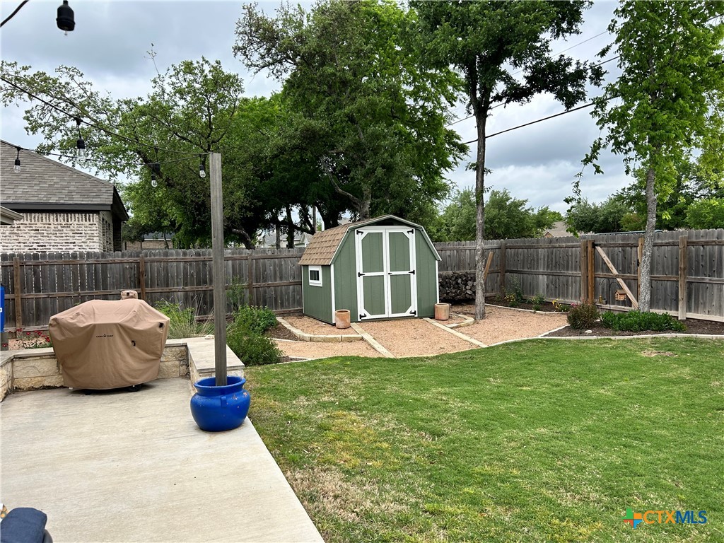 main property photo 16
