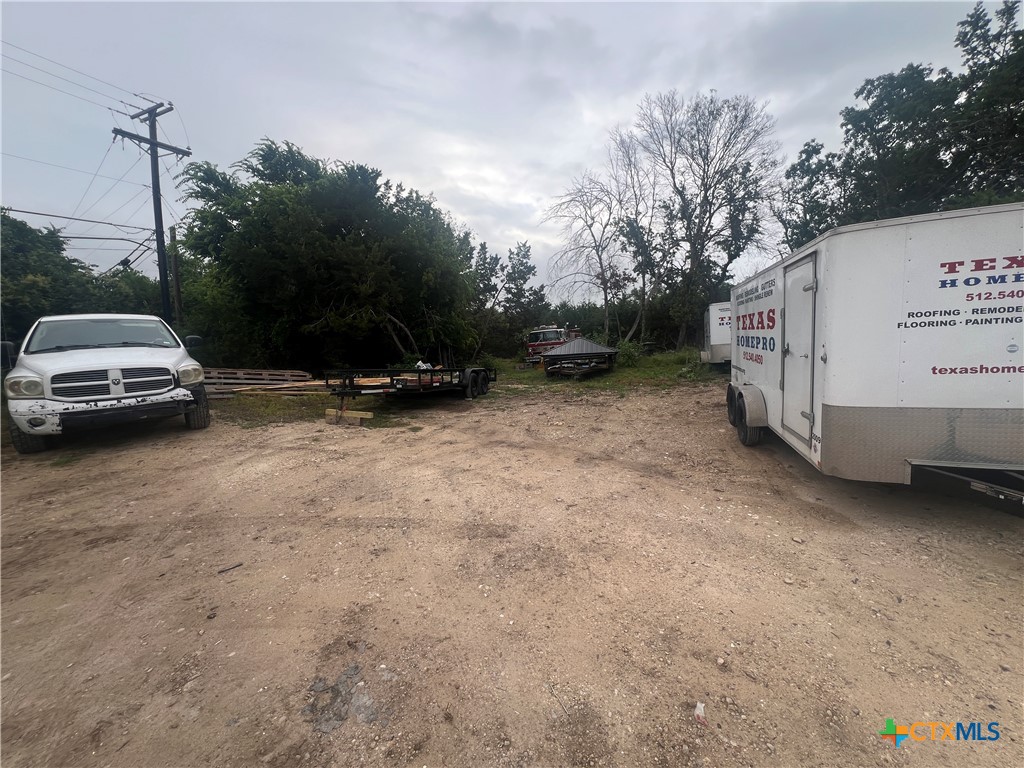 main property photo 6