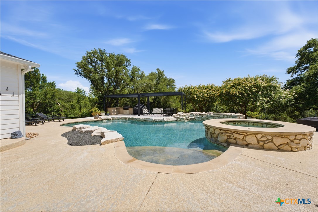 main property photo 43
