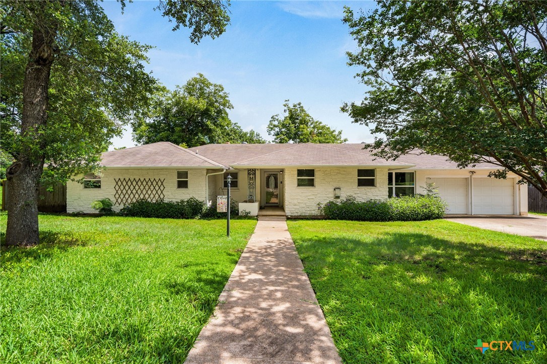 main property photo 0