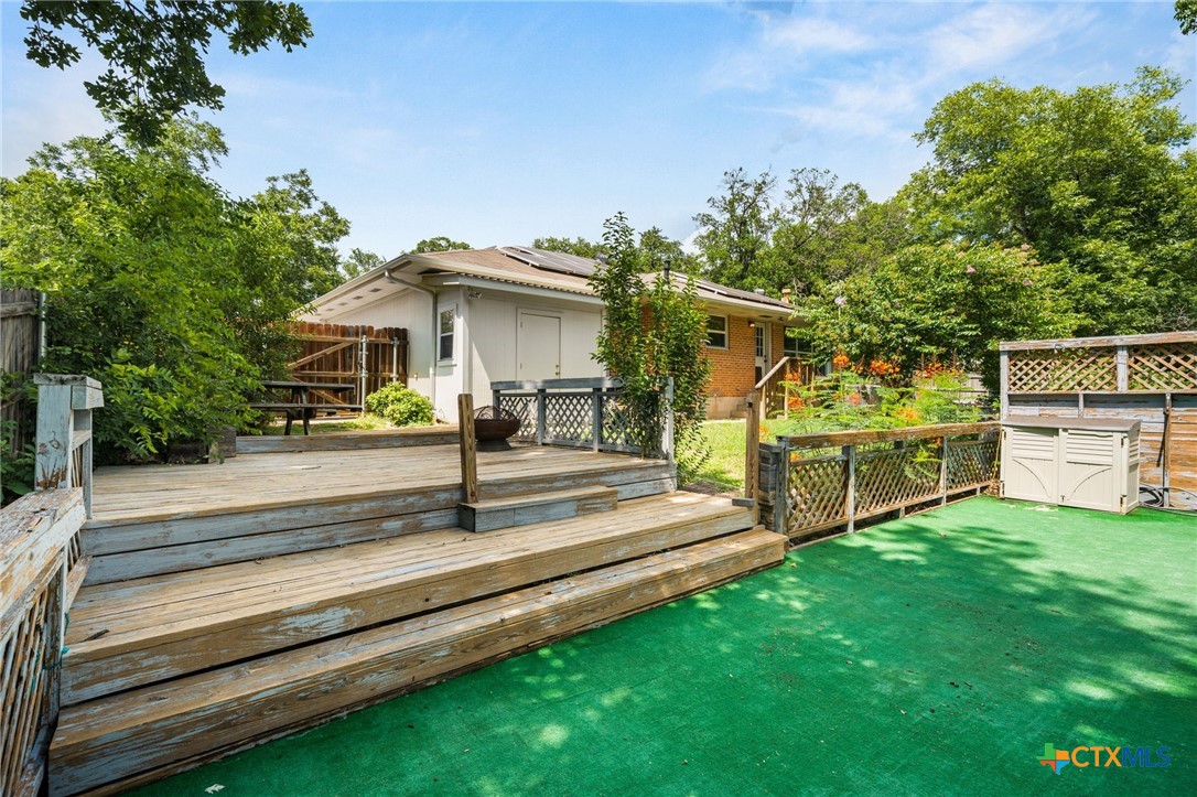 main property photo 29