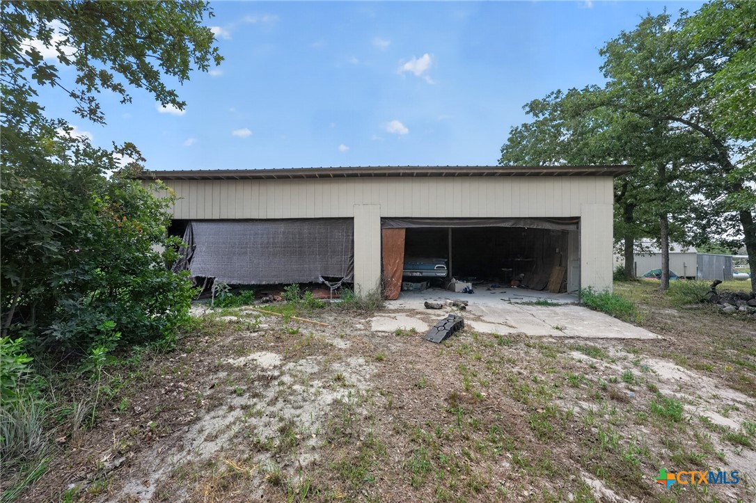 main property photo 17