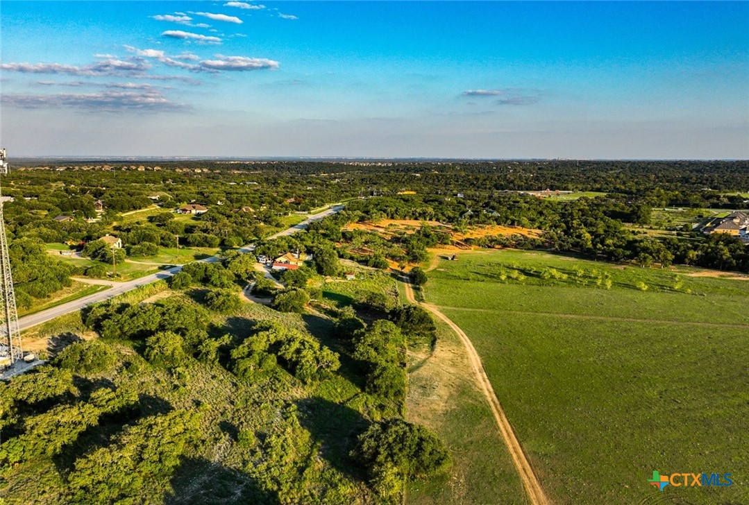 main property photo 26