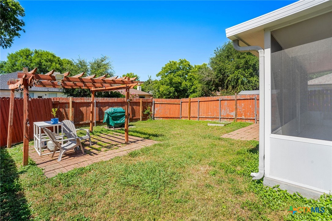 main property photo 19