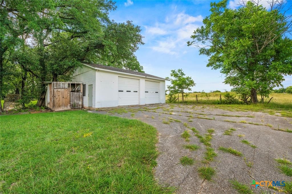 main property photo 37