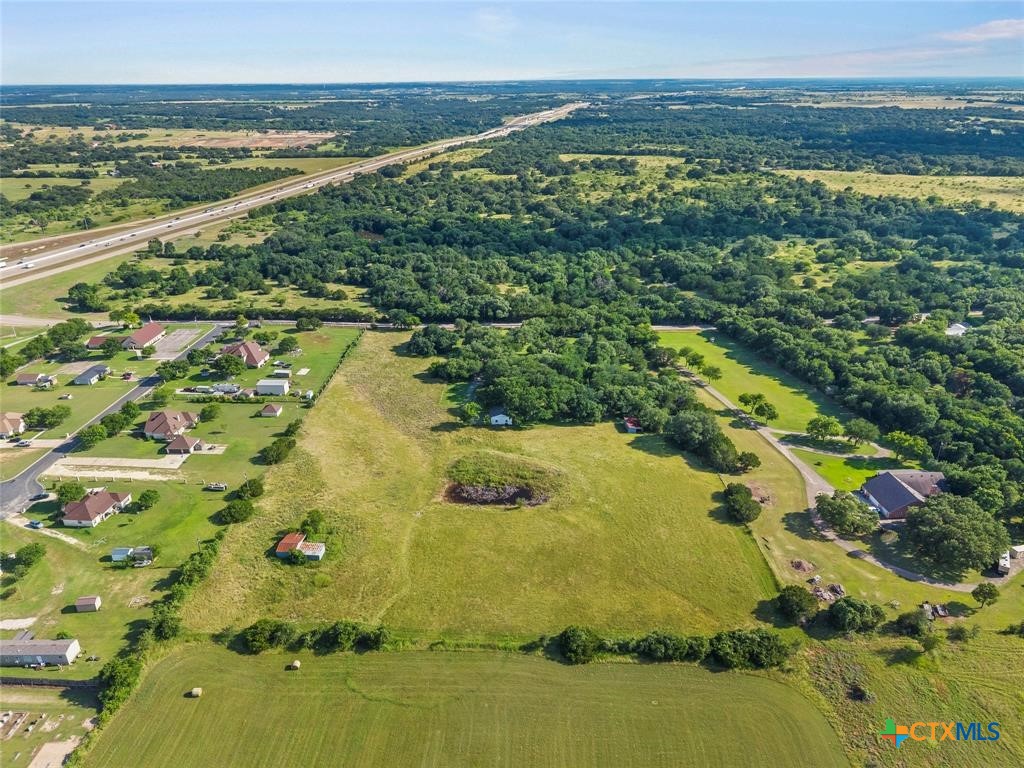 main property photo 40