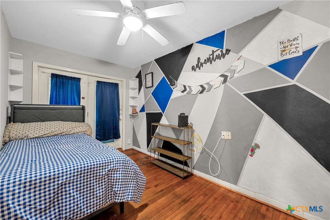 main property photo 12