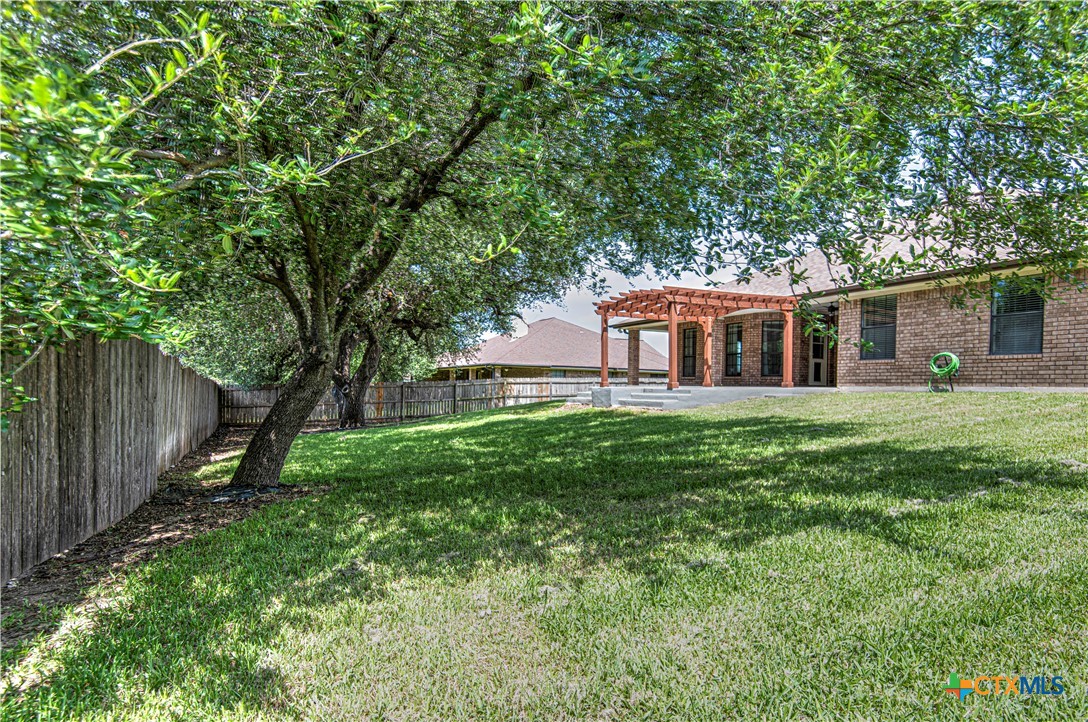 main property photo 41